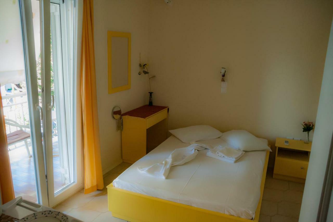 Spiti Hotel Ireo  Exterior photo